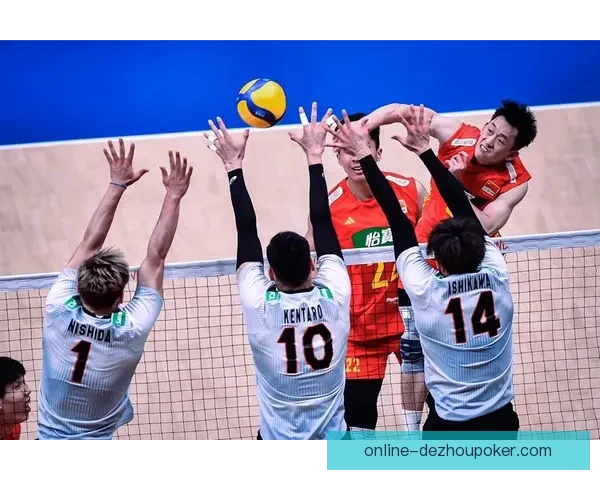 列治文踢球者惜败那不勒斯FC 双方激战90分钟比分定格在0比1